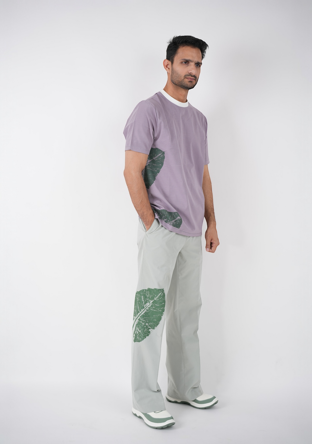 Contrast Ribbed Leaf printed T-Shirt